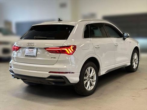 Used 2022 Audi Q3 2.0T Premium Plus w/ Premium Plus Package image 4