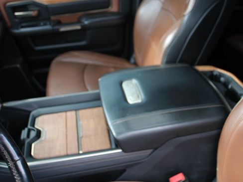 Used 2020 RAM 3500 Limited image 37