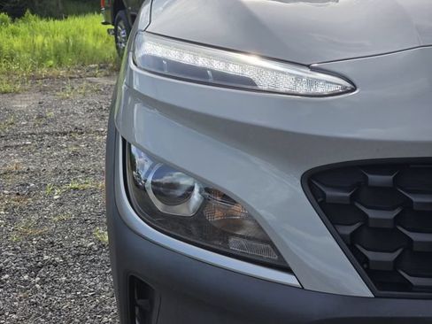Used 2023 Hyundai Kona SEL w/ Convenience Package FWD image 12