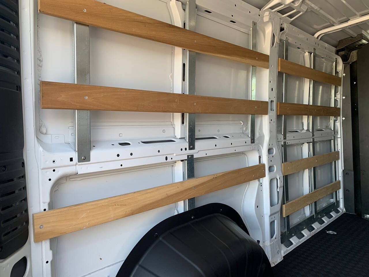 Used 2025 RAM ProMaster 2500 w/ U-Haul Equipment Group FWD image 13