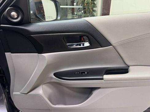 Used 2013 Honda Accord EX-L image 20