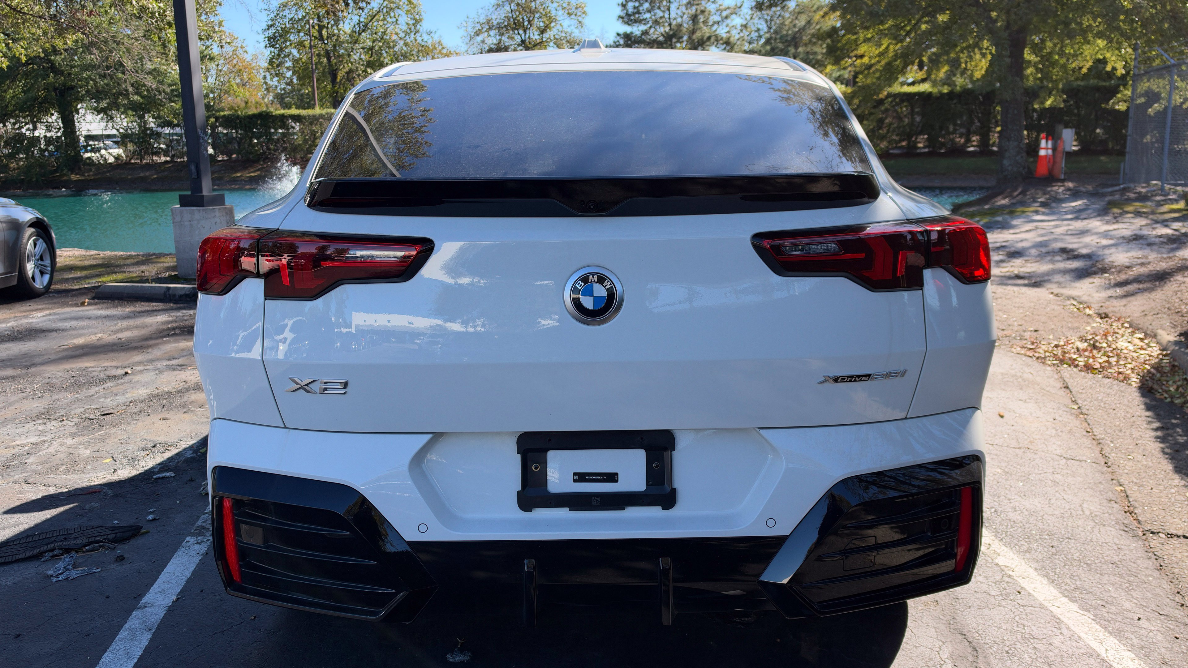 Used 2026 BMW X2 xDrive28i AWD/4WD image 8