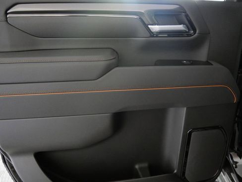 New 2026 GMC Sierra 2500 AT4 w/ AT4 Premium Plus Package AWD/4WD image 15
