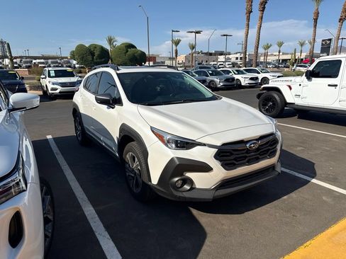 Used 2026 Subaru Crosstrek 2.5i Premium AWD/4WD image 3
