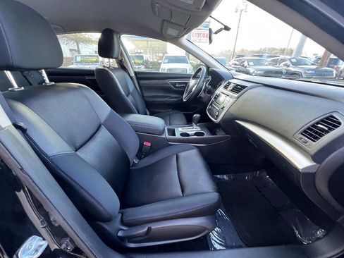 Used 2017 Nissan Altima 2.5 SR image 12