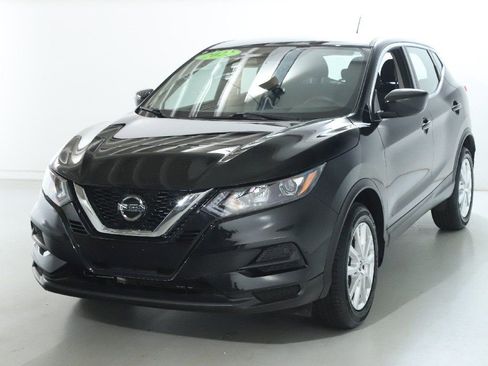 Certified 2022 Nissan Rogue Sport S image 6