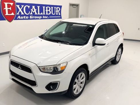 Used 2015 Mitsubishi Outlander Sport ES image 4