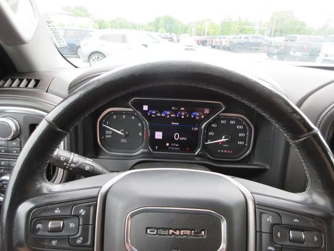 Used 2019 GMC Sierra 1500 Denali w/ Denali Ultimate Package AWD/4WD image 35
