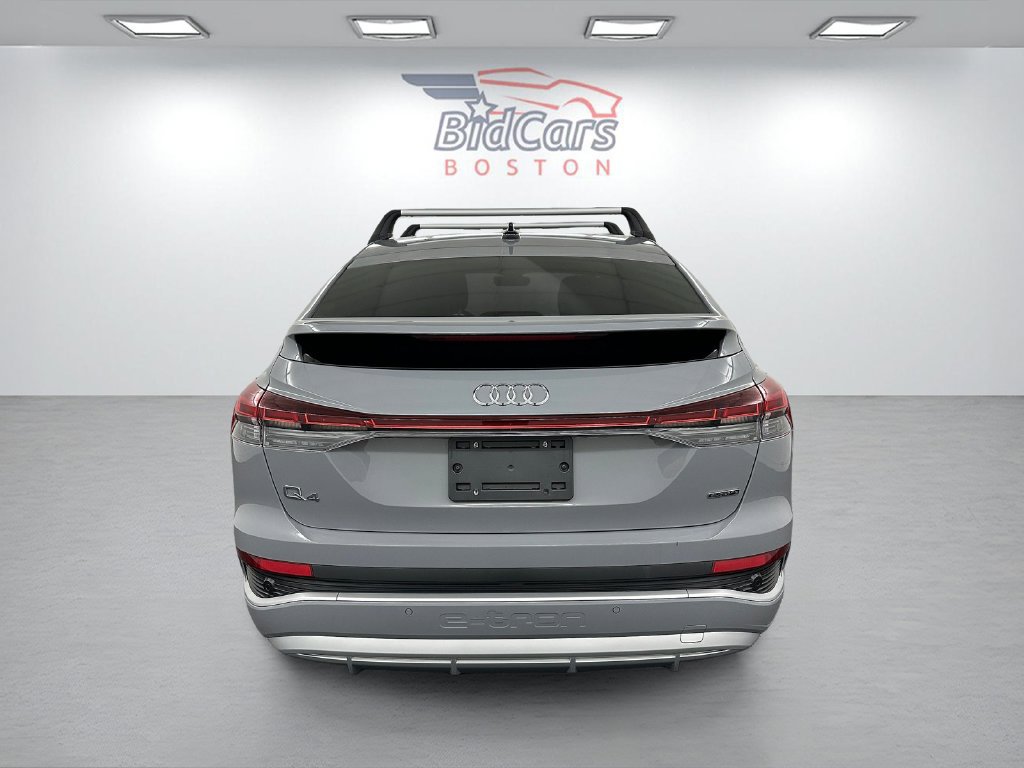 Used 2024 Audi Q4 e-tron Prestige AWD/4WD image 5