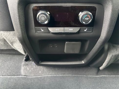 New 2026 Chevrolet Traverse RS image 39