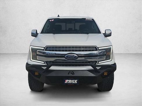 Used 2019 Ford F150 Lariat image 2