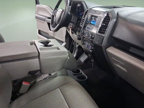 Used 2016 Ford F150 XLT w/ Equipment Group 301A Mid image 12
