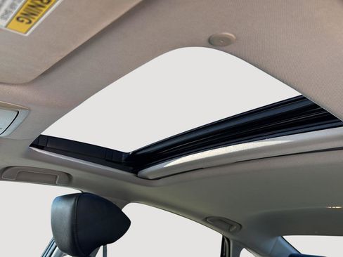 Used 2018 Honda Accord Touring image 20