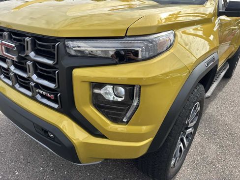 Used 2024 GMC Canyon AT4 w/ AT4 Premium Package image 9