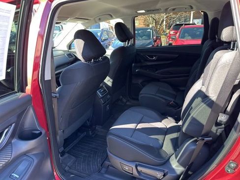 Certified 2025 Subaru Ascent Premium image 23