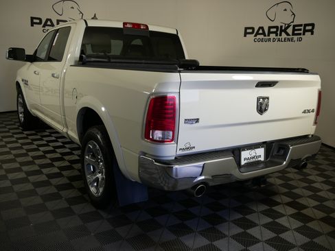 Used 2017 RAM 1500 Laramie AWD/4WD image 7
