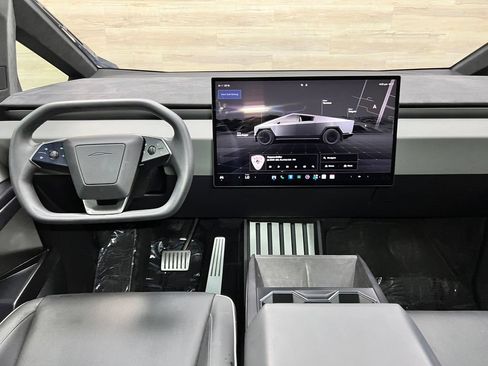 Used 2025 Tesla Cybertruck Cyberbeast AWD/4WD image 2