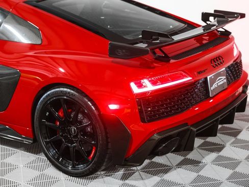 Used 2023 Audi R8 V10 GT RWD image 18