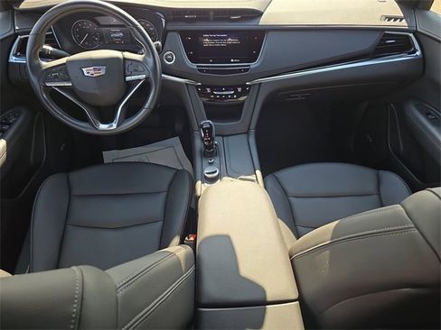 Certified 2024 Cadillac XT6 Luxury image 21