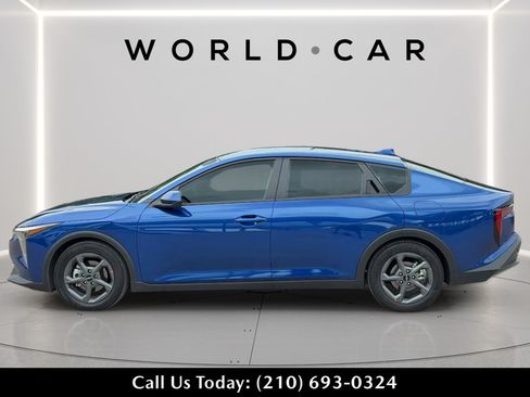 Certified 2025 Kia K4 FWD image 6