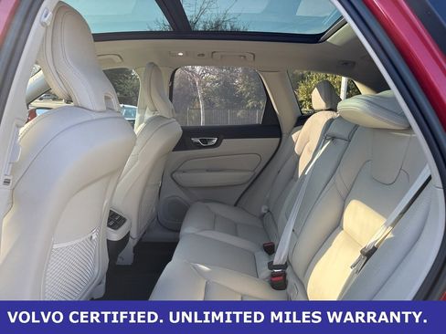 Certified 2023 Volvo XC60 B5 Ultimate w/ Climate Package image 16