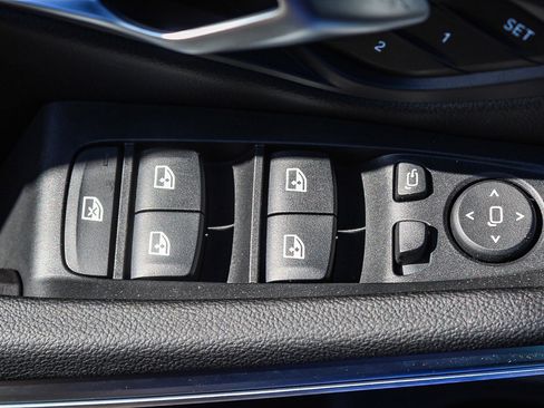 New 2026 BMW 330i Sedan w/ M Sport Package image 20