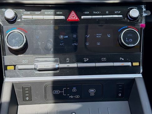 New 2026 Hyundai Santa Fe XRT AWD/4WD image 12