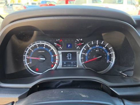 Used 2016 Toyota 4Runner Trail Premium AWD/4WD image 19