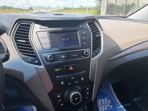Used 2018 Hyundai Santa Fe Sport AWD/4WD image 13