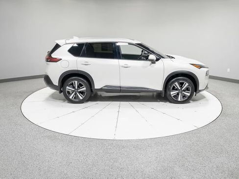 Used 2023 Nissan Rogue Platinum AWD/4WD image 30