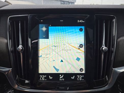 Used 2020 Volvo V90 T6 Cross Country AWD/4WD image 31