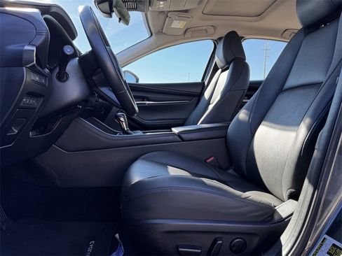 Used 2024 MAZDA MAZDA3 s image 29