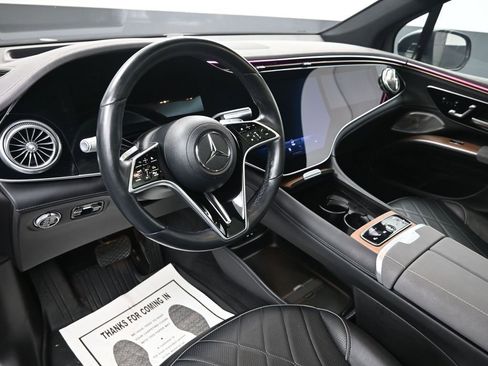 Used 2023 Mercedes-Benz EQS 580 4MATIC SUV image 14