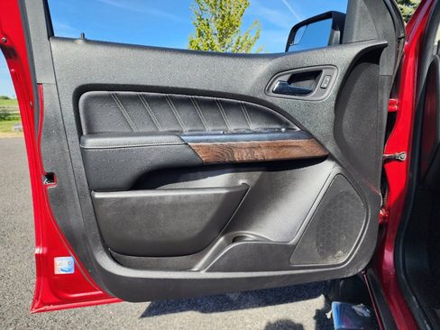 Used 2021 GMC Canyon Denali AWD/4WD image 10
