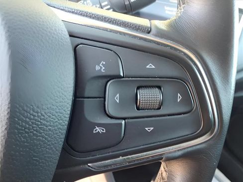 Used 2023 Buick Encore GX Preferred FWD image 19