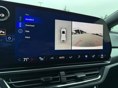 Used 2025 Chevrolet Equinox EV RS w/ LPO, All-Weather Mat Package FWD image 26