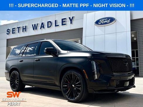 Used 2025 Cadillac Escalade V image 1