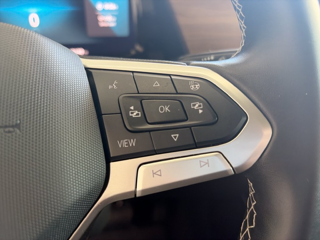Certified 2024 Volkswagen Atlas SE FWD image 16