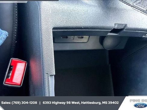 Used 2025 Ford Bronco Badlands image 23