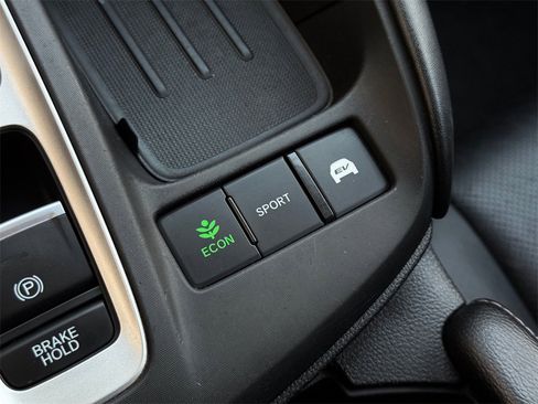 Used 2019 Honda Insight Touring image 30