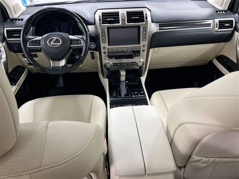 Used 2021 Lexus GX 460 Premium w/ Premium Package image 12