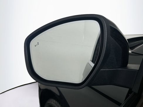 Used 2025 Ford Expedition King Ranch image 16