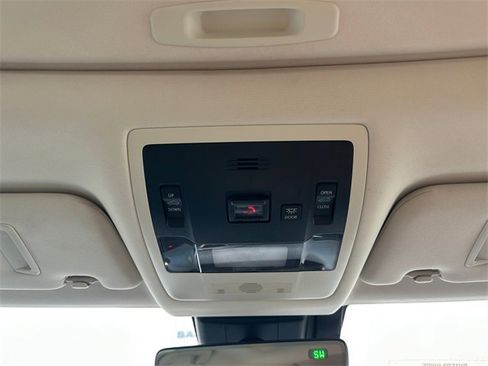 Used 2022 Lexus UX 250h w/ Premium Package image 28