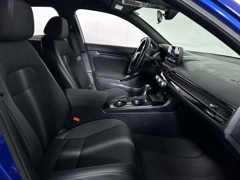 Used 2023 Honda Civic Sport image 29