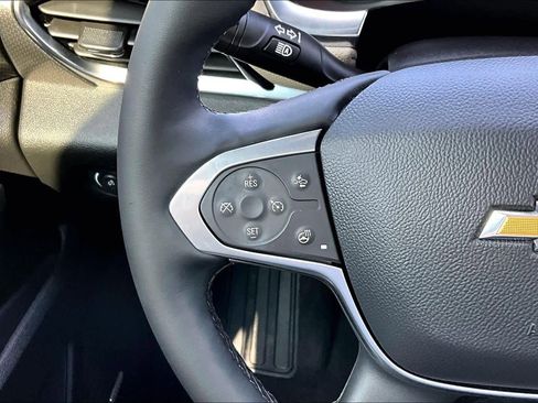 Certified 2023 Chevrolet Traverse Premier image 23