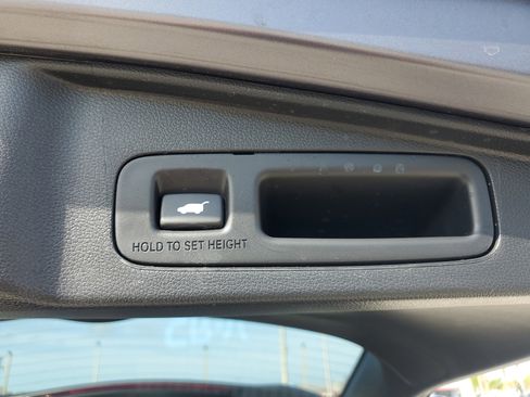 Used 2022 Honda CR-V EX-L image 10