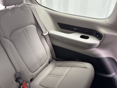 Used 2022 Jeep Wagoneer Series III w/ Premium Group I image 47