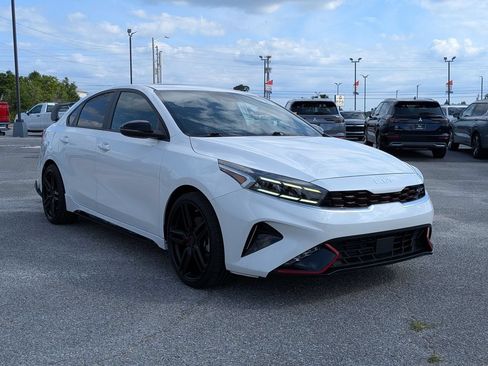 Used 2023 Kia Forte GT w/ GT2 Package FWD image 3