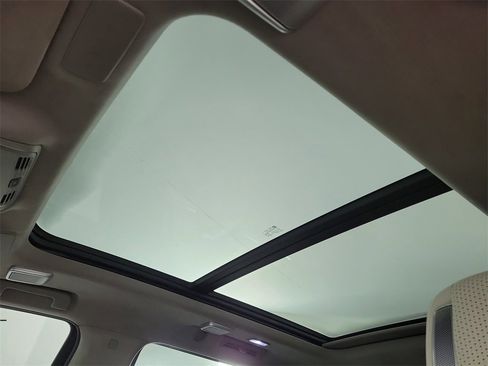 Used 2021 Cadillac Escalade Sport Platinum w/ Heavy-Duty Trailer Package image 18