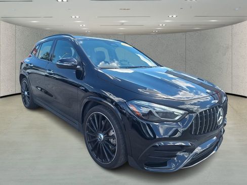Used 2025 Mercedes-Benz GLA 35 AMG 4MATIC image 6